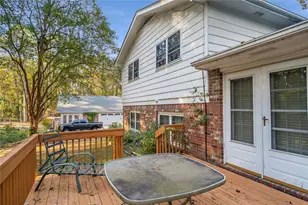 2252 Valley Creek Cir, Snellville, GA 30078 - Photo 43