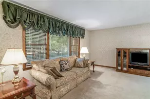 2252 Valley Creek Cir, Snellville, GA 30078 - Photo 19