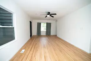 956 SW Oakland Dr SW, Atlanta, GA 30310 - Photo 5