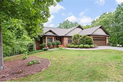 101 Sunset Drive SE, Cartersville, GA 30121 - Photo 1
