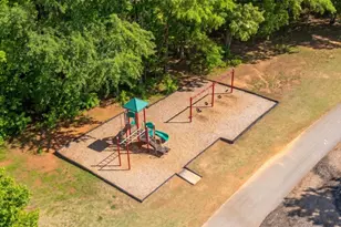 426 Clear Lk Pkwy, Hoschton, GA 30548 - Photo 51