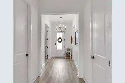 426 Clear Lake Parkway, Hoschton, GA 30548 - Photo 5