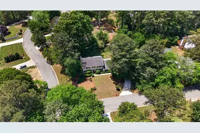 445 Cove Drive NE, Marietta, GA 30067 - Photo 43