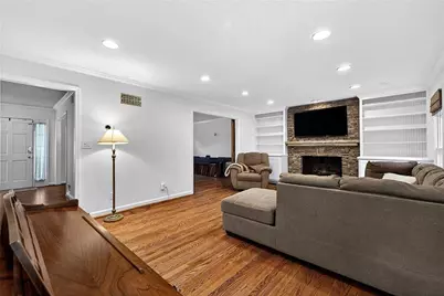 445 Cove Drive NE, Marietta, GA 30067 - Photo 13