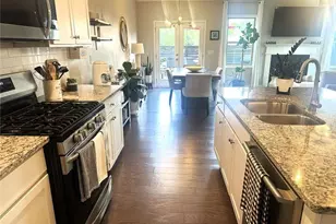 4311 Lanier Park Dr, Sugar Hill, GA 30518 - Photo 15