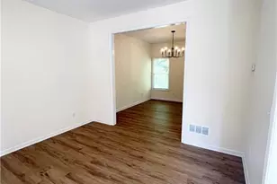 350 Laurel Glen Crossing, Canton, GA 30114 - Photo 5