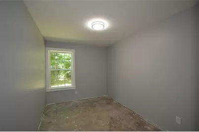 1324 Charleston Avenue, Commerce, GA 30529 - Photo 33