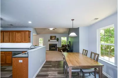 1324 Charleston Avenue, Commerce, GA 30529 - Photo 17