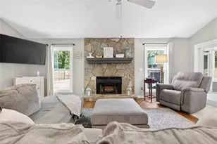 3756 Southgate Dr SW, Lilburn, GA 30047 - Photo 25