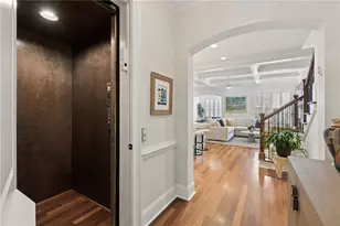 706 Creekgarden Court, Atlanta, GA 30339 - Photo 5