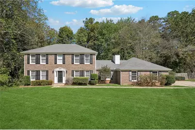 120 Birch Court, Fayetteville, GA 30214 - Photo 1