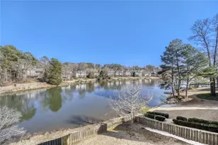 2285 Wildwood Lake Dr, Suwanee, GA 30024 - Photo 31