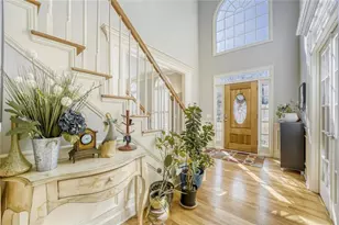 2285 Wildwood Lake Dr, Suwanee, GA 30024 - Photo 5