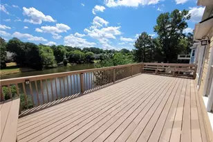 2285 Wildwood Lake Dr, Suwanee, GA 30024 - Photo 17