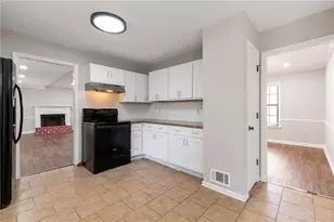 4803 Elam Rd, Stone Mountain, GA 30083 - Photo 17