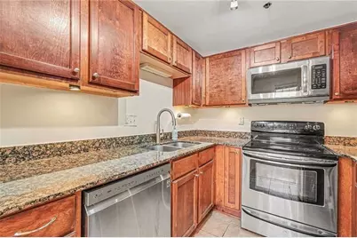 2855 Peachtree Road NE #201, Atlanta, GA 30305 - Photo 11