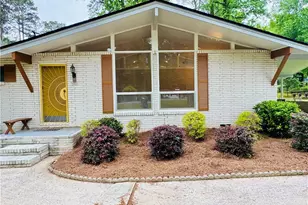 3785 Village Dr SW, Atlanta, GA 30331 - Photo 3