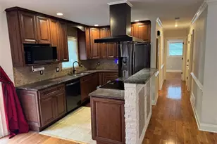 837 Parkstone Dr, Stone Mountain, GA 30083 - Photo 13