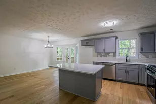 1450 Ashbrook Dr, Lawrenceville, GA 30043 - Photo 11