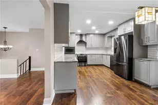 1042 Mountain Woods Ct, Stone Mountain, GA 30087 - Photo 15