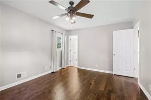1042 Mountain Woods Ct, Stone Mountain, GA 30087 - Photo 27
