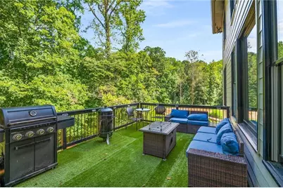 220 Milano Drive SW, Atlanta, GA 30331 - Photo 5