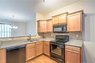 4247 Youngstown Cir, Stone Mountain, GA 30083 - Photo 3