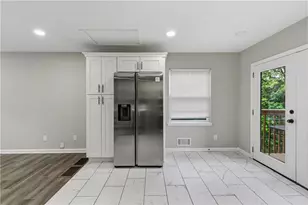 5918 Sierra Dr, Norcross, GA 30071 - Photo 11