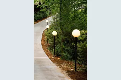 922 Barton Woods Road NE, Atlanta, GA 30307 - Photo 3