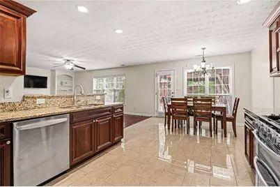 2523 Oak Bluff Drive, Dacula, GA 30019 - Photo 9