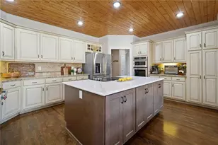 1105 Dapplefawn Ct, Alpharetta, GA 30005 - Photo 7