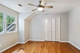 1445 Oakridge Cir, Decatur, GA 30033 - Photo 11