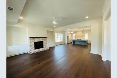 212 Suwanee Avenue, Suwanee, GA 30024 - Photo 3