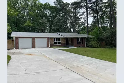 3284 Embry Circle, Atlanta, GA 30341 - Photo 1