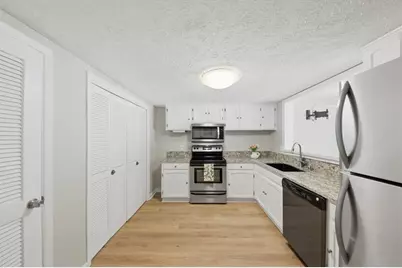 7750 Roswell Road #9F, Sandy Springs, GA 30350 - Photo 5
