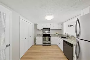 7750 Roswell Rd, Sandy Springs, GA 30350 - Photo 5