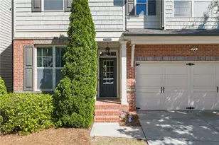 7805 Highland Bluff, Sandy Springs, GA 30328 - Photo 3