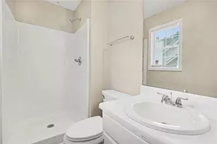 1382 N Hampton Dr, Hampton, GA 30228 - Photo 3