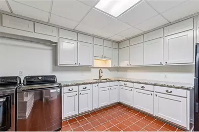5240 Kenbrook Way, Atlanta, GA 30327 - Photo 29