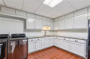 5240 Kenbrook Way, Atlanta, GA 30327 - Photo 29