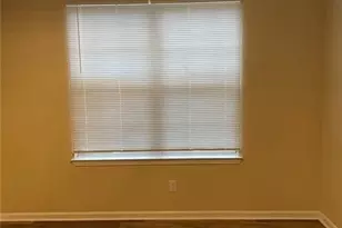 245 Amal Dr SW, Atlanta, GA 30315 - Photo 7