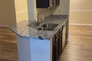 245 Amal Dr SW, Atlanta, GA 30315 - Photo 3