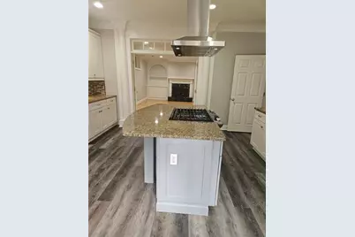 660 Forest Hills Drive #LOWER LEVEL, Sandy Springs, GA 30342 - Photo 5