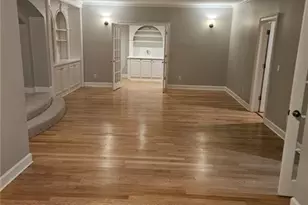 660 Forest Hills Dr, Sandy Springs, GA 30342 - Photo 19