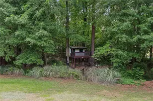 1949 Bonnie Ridge Dr, Griffin, GA 30223 - Photo 27