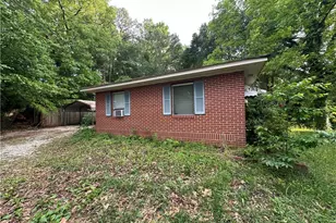 280 Crescent Dr, Gainesville, GA 30501 - Photo 3