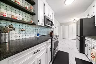 2993 Huntcliff Dr, Marietta, GA 30066 - Photo 5