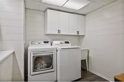 2509 Sharondale Drive NE, Atlanta, GA 30305 - Photo 31