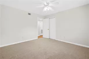 1805 Brighton Point, Atlanta, GA 30328 - Photo 17