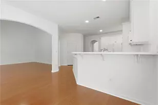 1300 Snug Harbor Ct NE, Marietta, GA 30066 - Photo 9